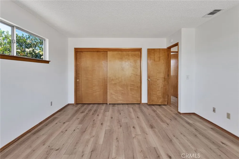 18256 Danbury Hesperia, CA 92345