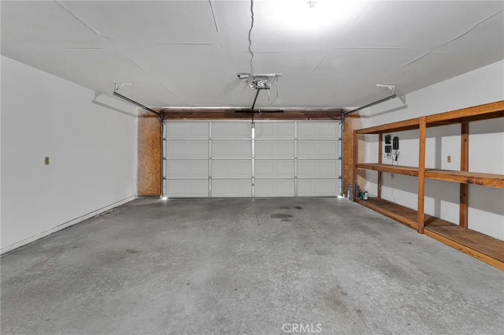 18256 Danbury Hesperia, CA 92345