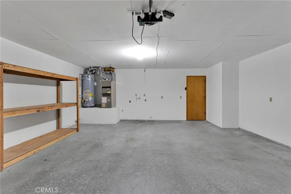 18256 Danbury Hesperia, CA 92345