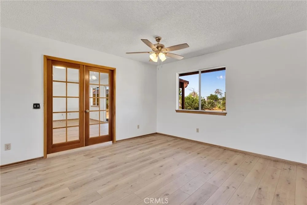 18256 Danbury Hesperia, CA 92345