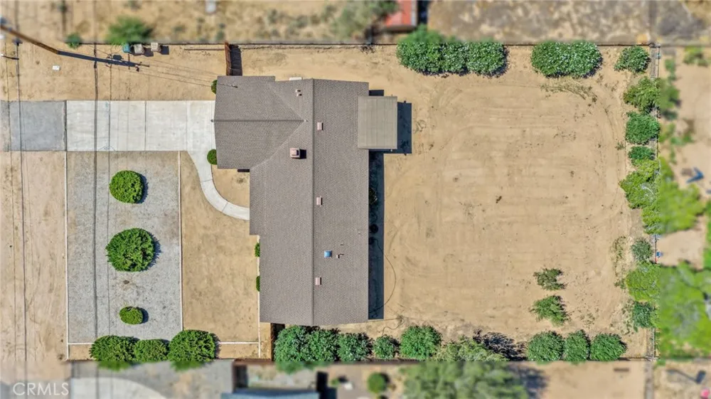 18256 Danbury Hesperia, CA 92345