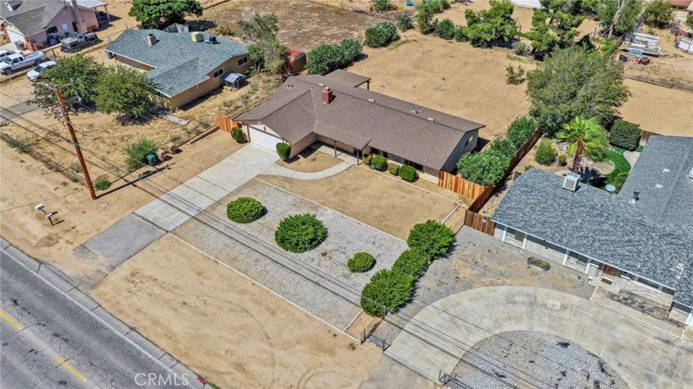 18256 Danbury Hesperia, CA 92345