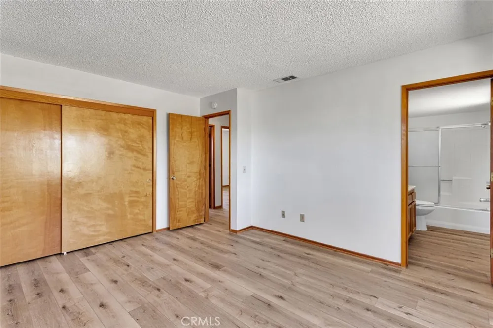 18256 Danbury Hesperia, CA 92345