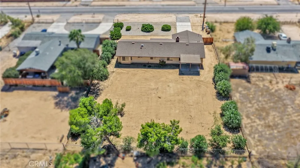 18256 Danbury Hesperia, CA 92345