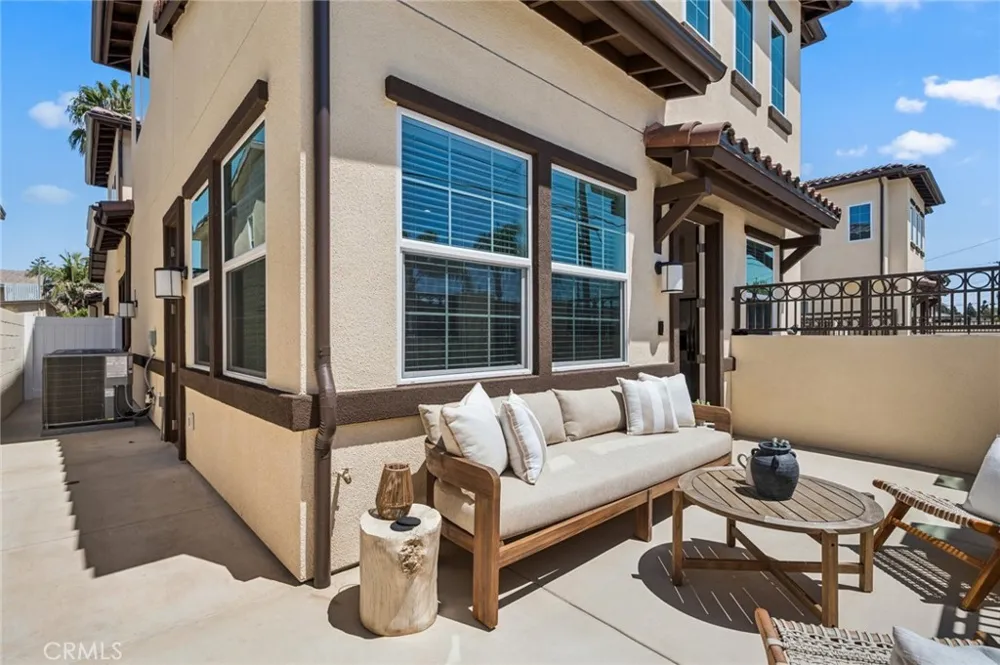 374 Hamilton Street #A101 Costa Mesa, CA 92627