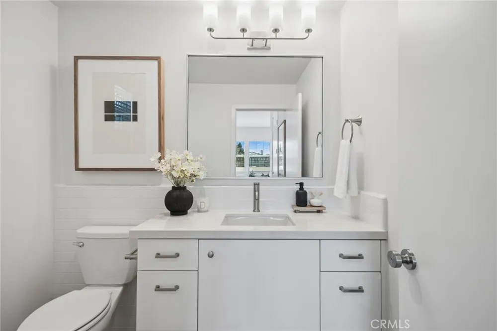 374 Hamilton Street #A101 Costa Mesa, CA 92627
