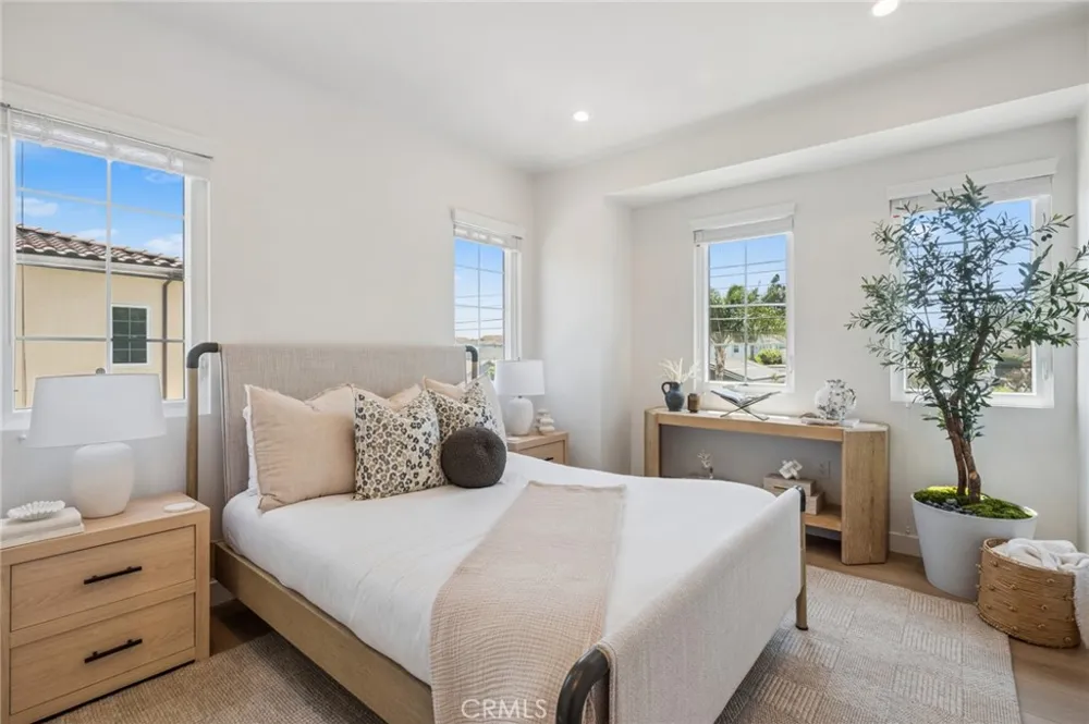 374 Hamilton Street #A101 Costa Mesa, CA 92627