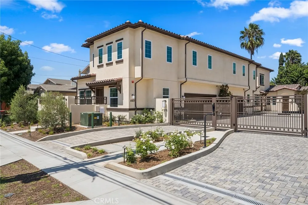 374 Hamilton Street #A101 Costa Mesa, CA 92627