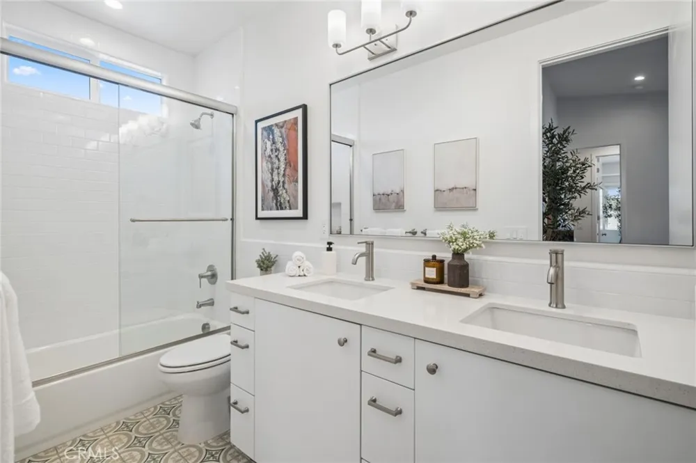 374 Hamilton Street #A101 Costa Mesa, CA 92627
