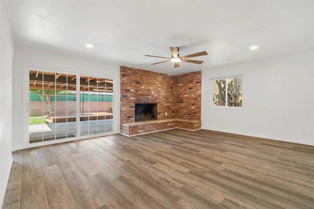 926 Maria Way Chula Vista, CA 91911