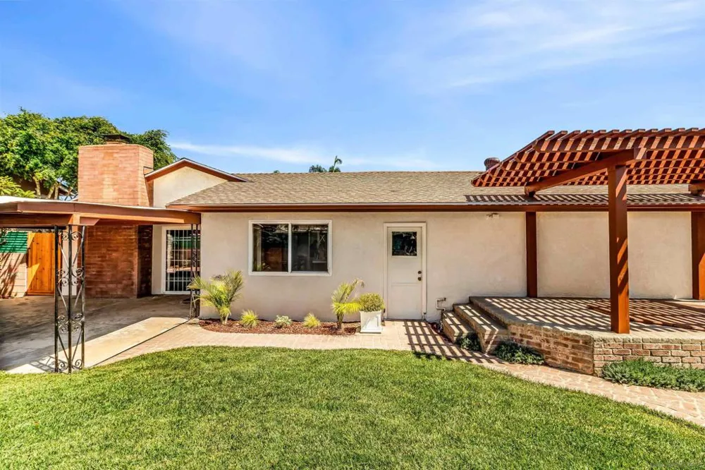 926 Maria Way Chula Vista, CA 91911