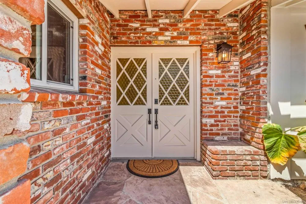 926 Maria Way Chula Vista, CA 91911