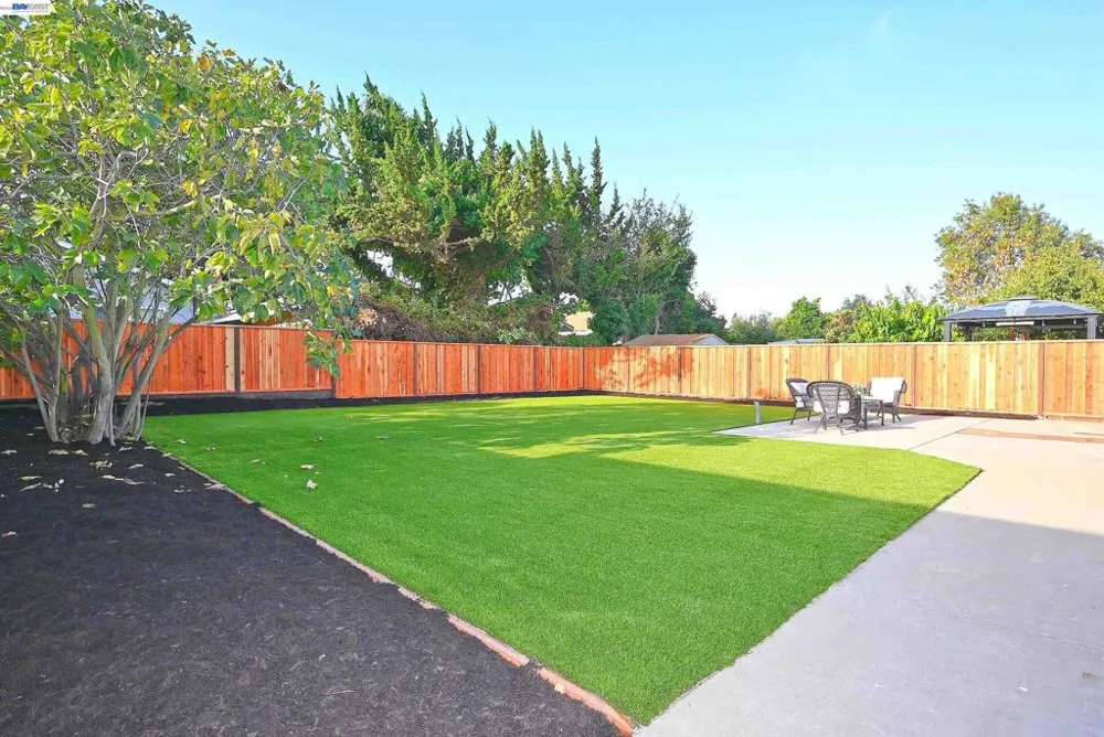 361 Tippecanoe Ave Hayward, CA 94544