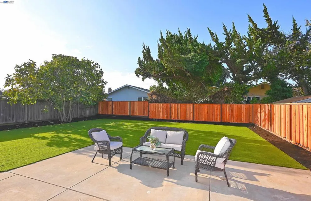 361 Tippecanoe Ave Hayward, CA 94544