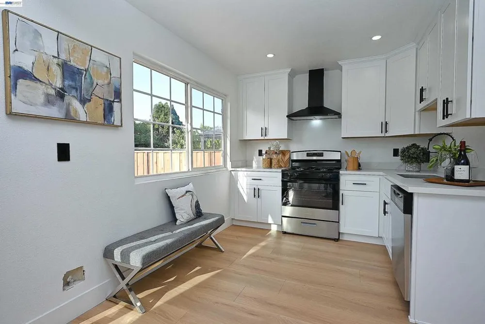 361 Tippecanoe Ave Hayward, CA 94544