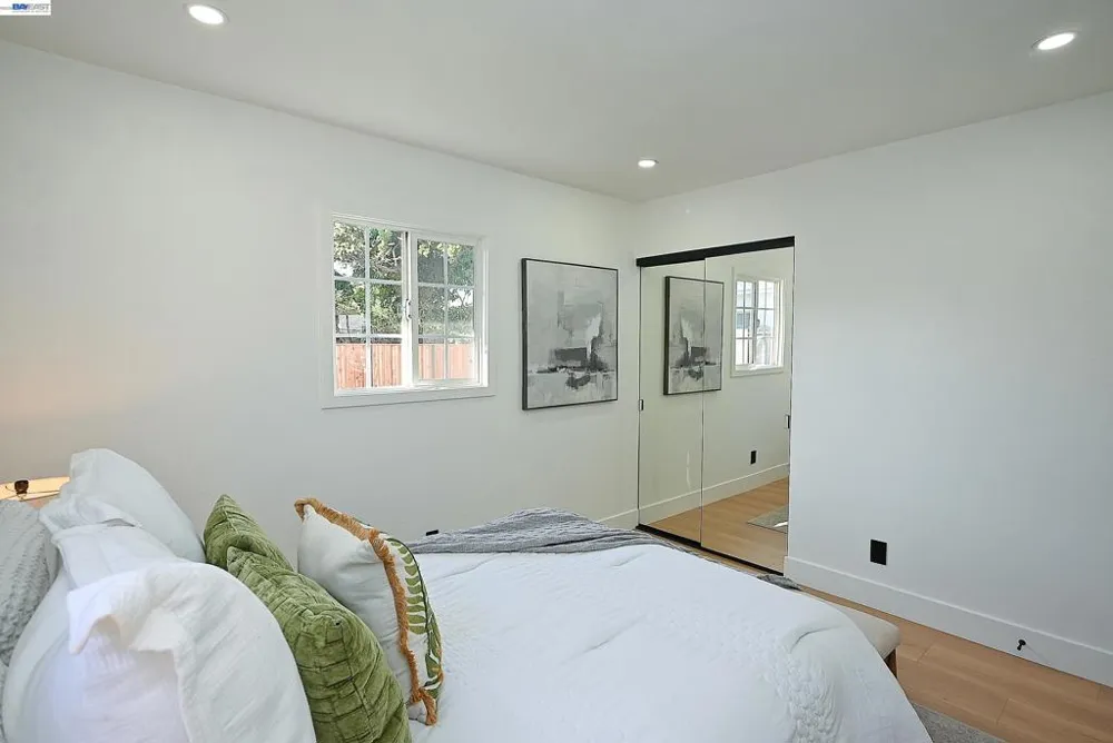 361 Tippecanoe Ave Hayward, CA 94544