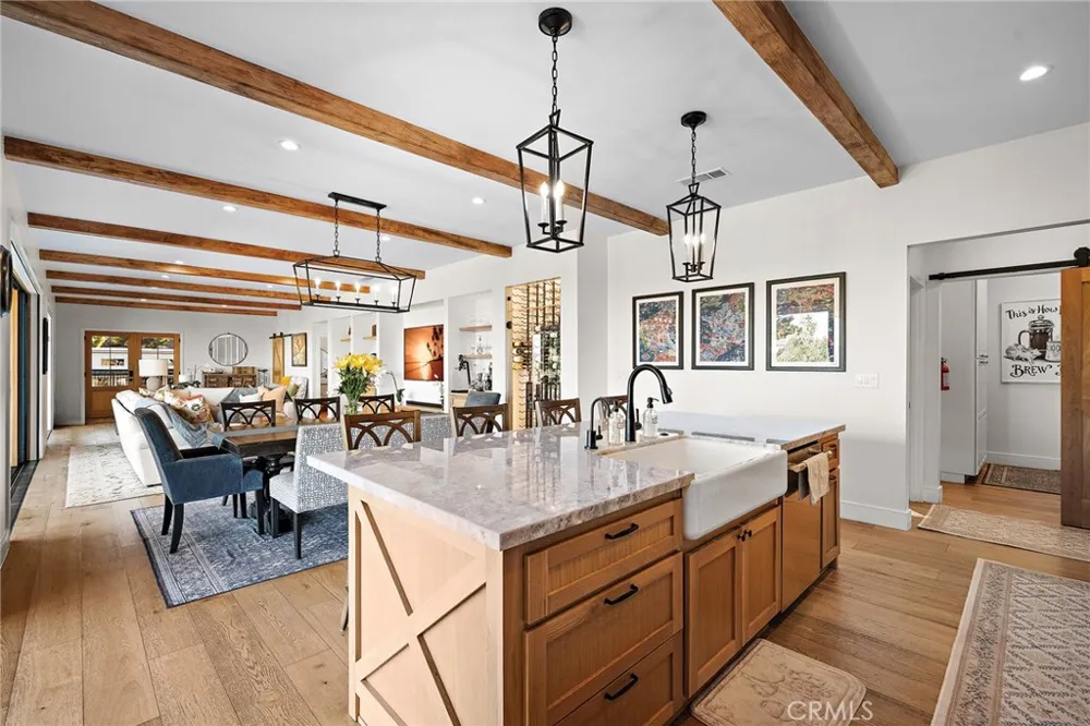 17879 Ridgeway Granada Hills, CA 91344