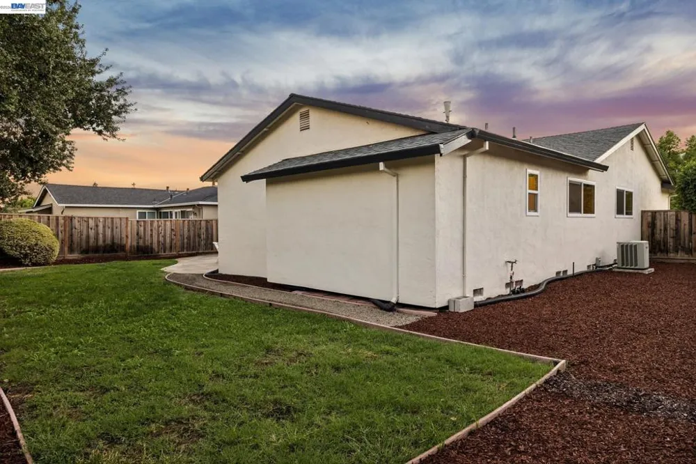 9802 Davona Dr San Ramon, CA 94583