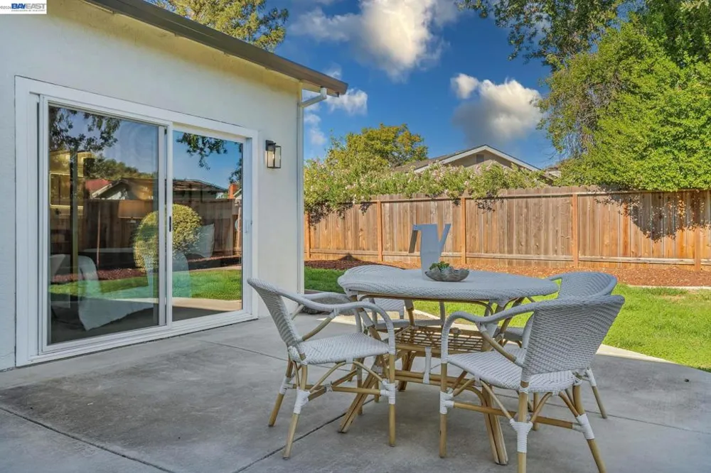 9802 Davona Dr San Ramon, CA 94583