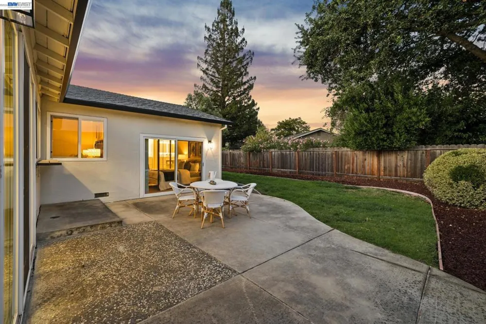 9802 Davona Dr San Ramon, CA 94583