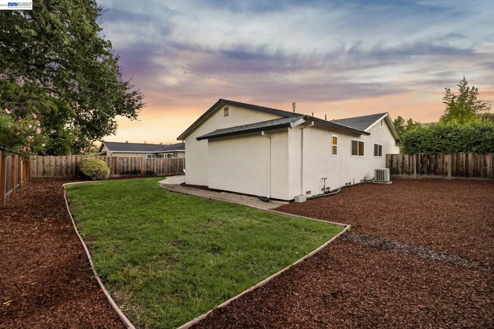 9802 Davona Dr San Ramon, CA 94583
