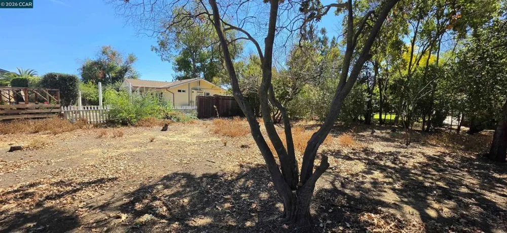 2367 Palm Avenue Livermore, CA 94550