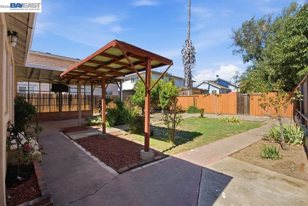 33612 8Th St Union City, CA 94587