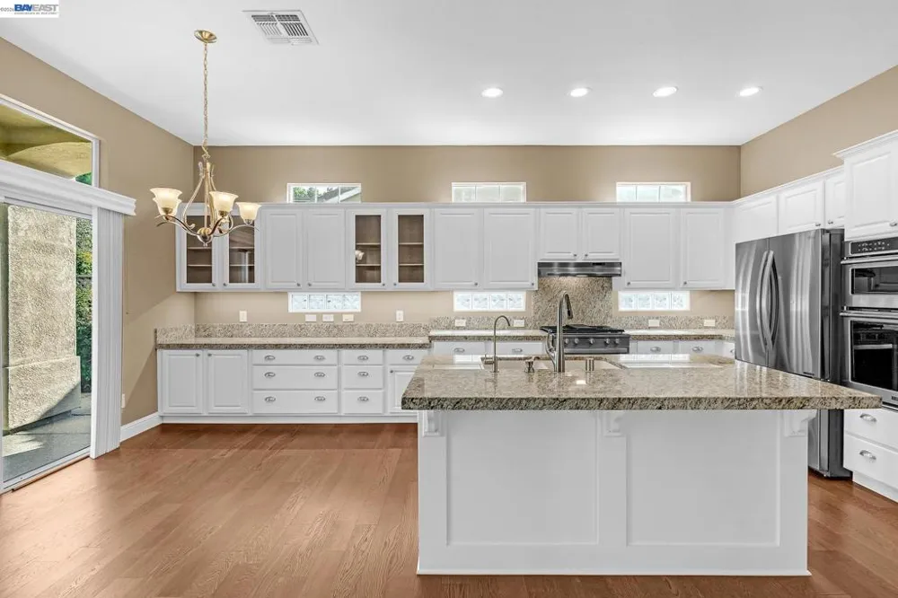 5040 Green Grove Ln Roseville, CA 95747
