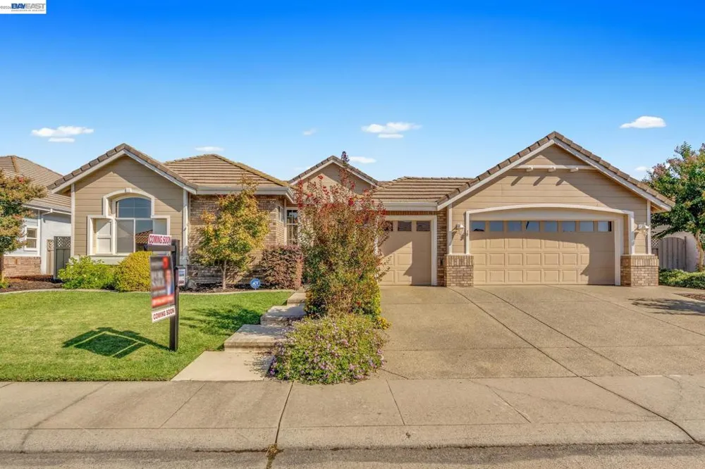 5040 Green Grove Ln Roseville, CA 95747
