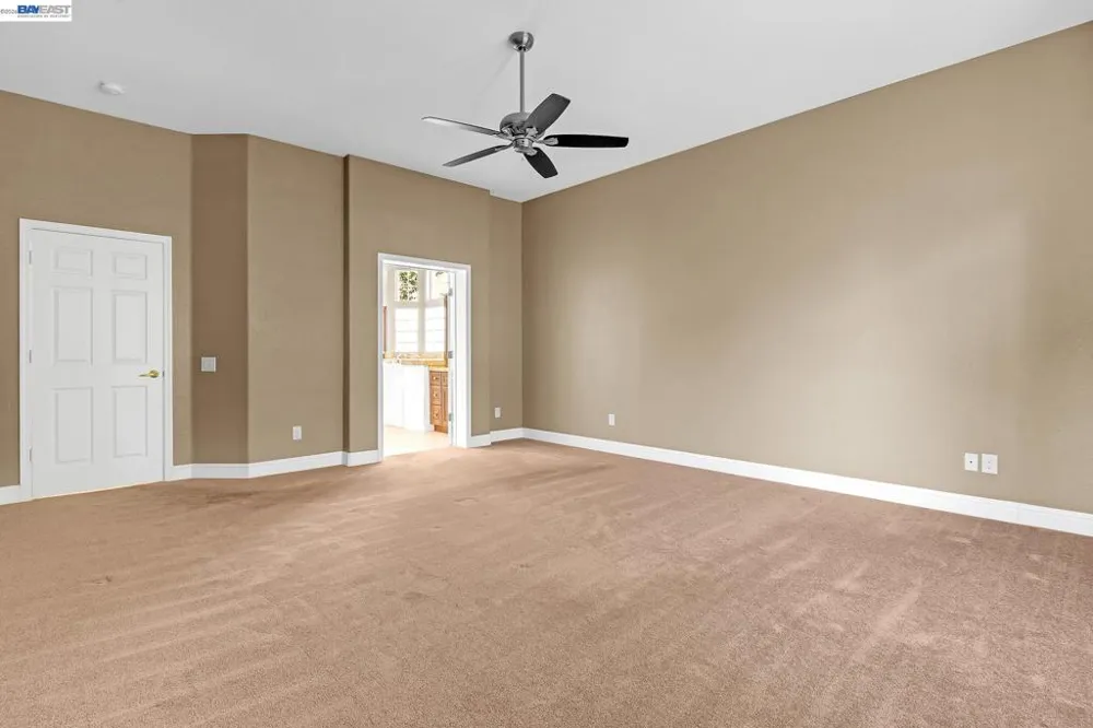 5040 Green Grove Ln Roseville, CA 95747