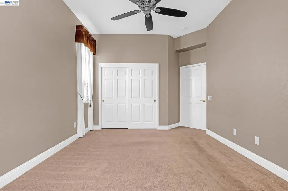 5040 Green Grove Ln Roseville, CA 95747