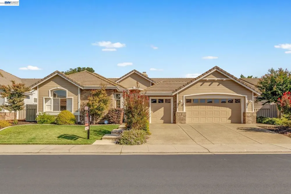 5040 Green Grove Ln Roseville, CA 95747