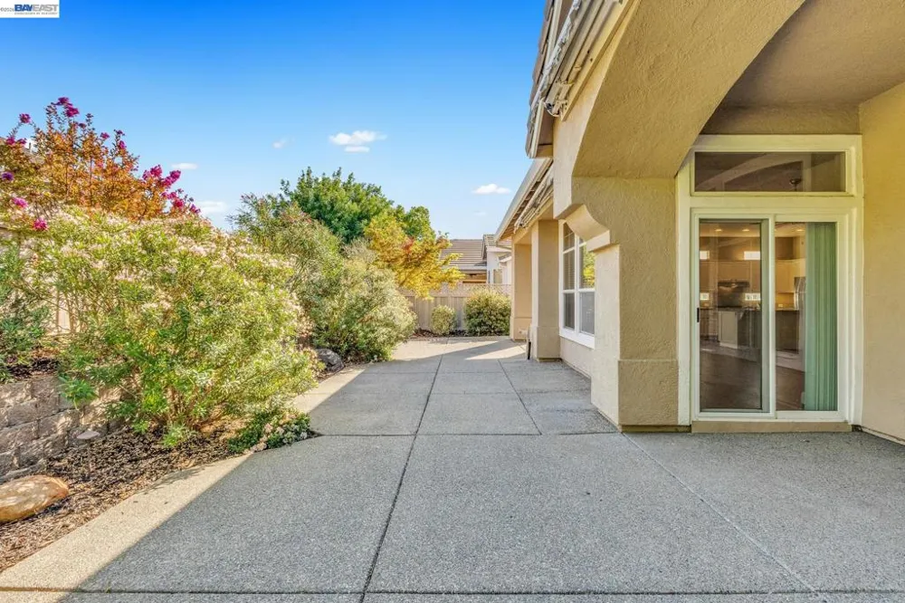 5040 Green Grove Ln Roseville, CA 95747