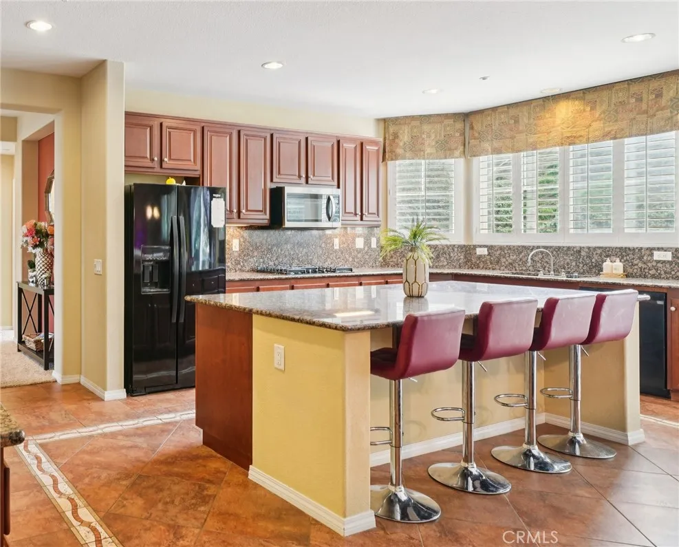 18625 Krameria Avenue Riverside, CA 92508