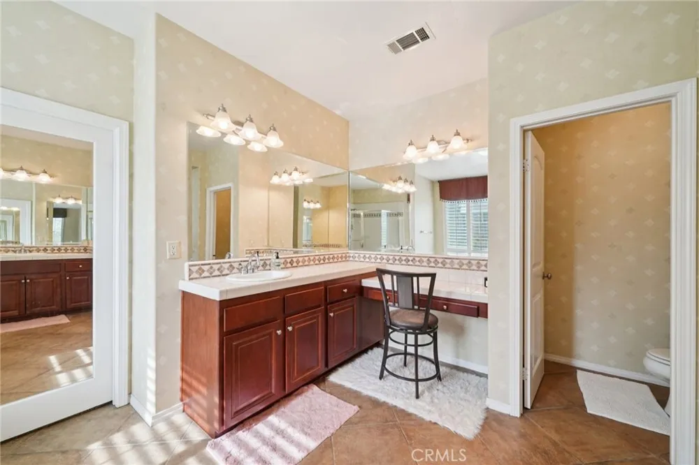 18625 Krameria Avenue Riverside, CA 92508