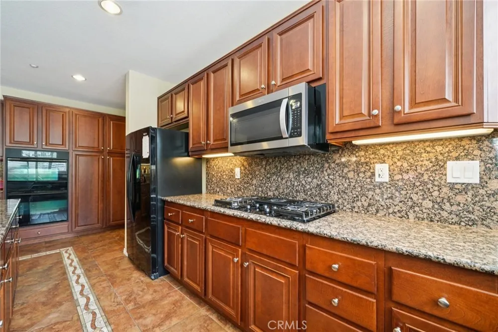 18625 Krameria Avenue Riverside, CA 92508