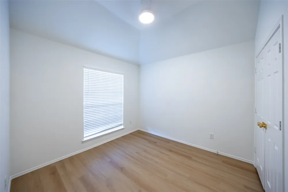 5708 Bedford Lane The Colony, TX 75056