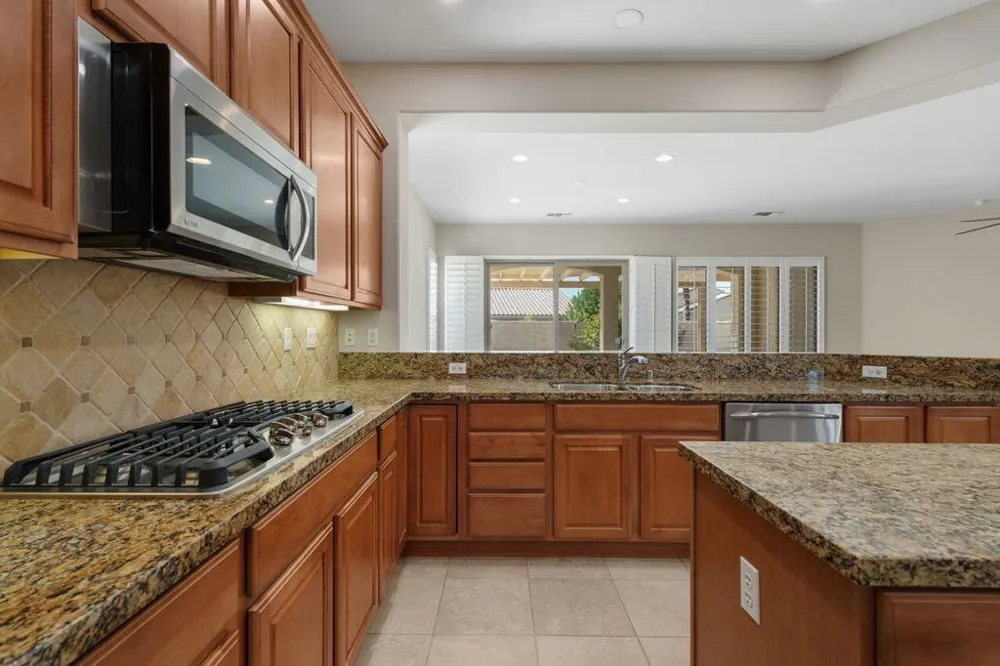 81887 Avenida Del Toro Indio, CA 92203