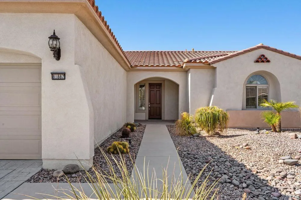 81887 Avenida Del Toro Indio, CA 92203