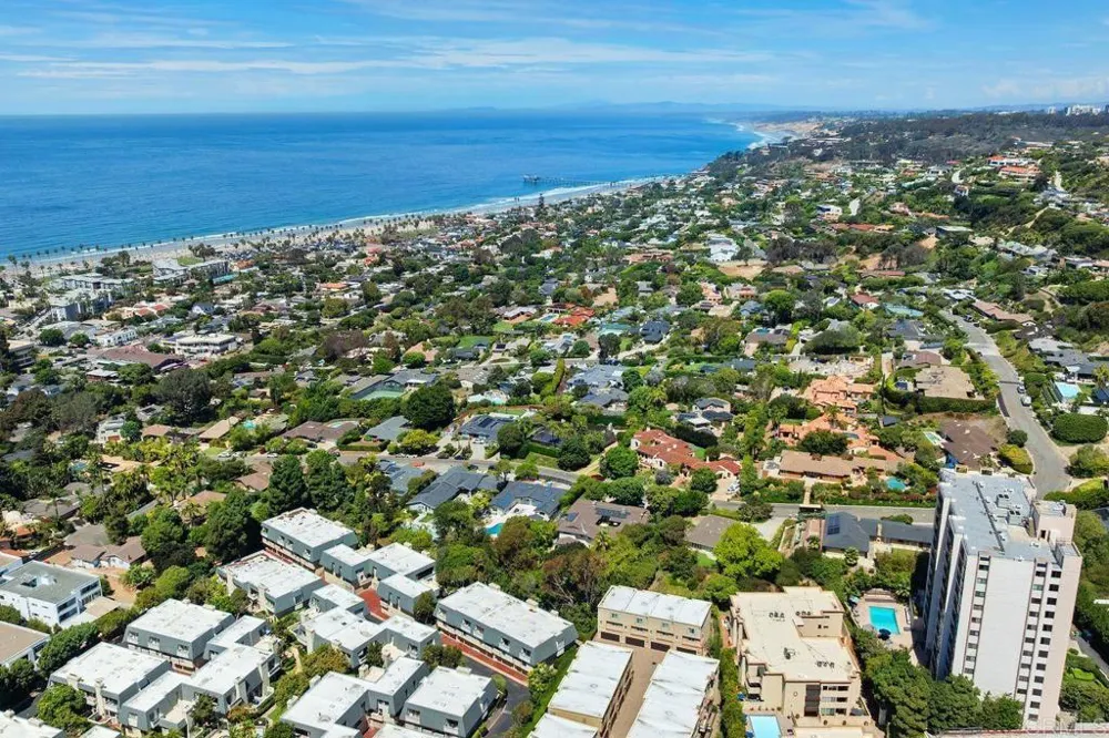 2406 Torrey Pines Road #148 La Jolla, CA 92037