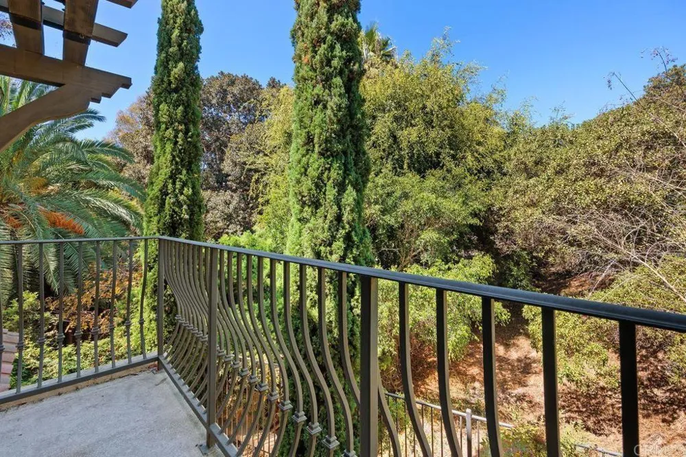 2406 Torrey Pines Road #148 La Jolla, CA 92037