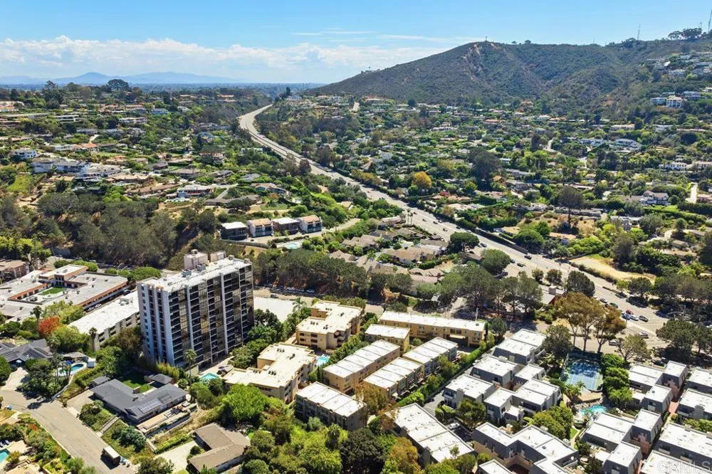 2406 Torrey Pines Road #148 La Jolla, CA 92037