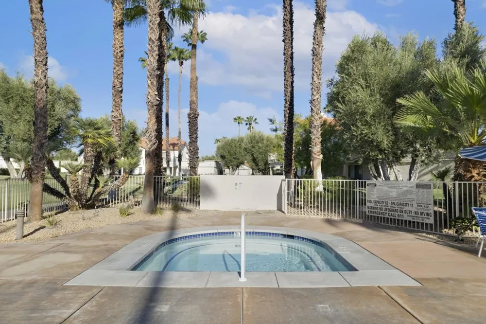 704 Vista Lago Palm Desert, CA 92211