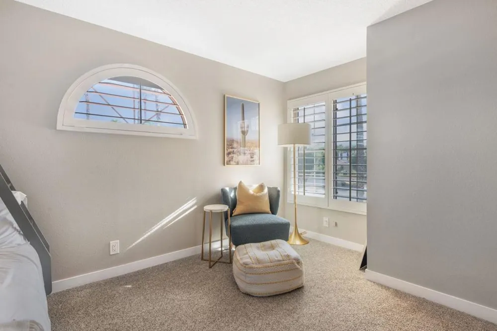 704 Vista Lago Palm Desert, CA 92211