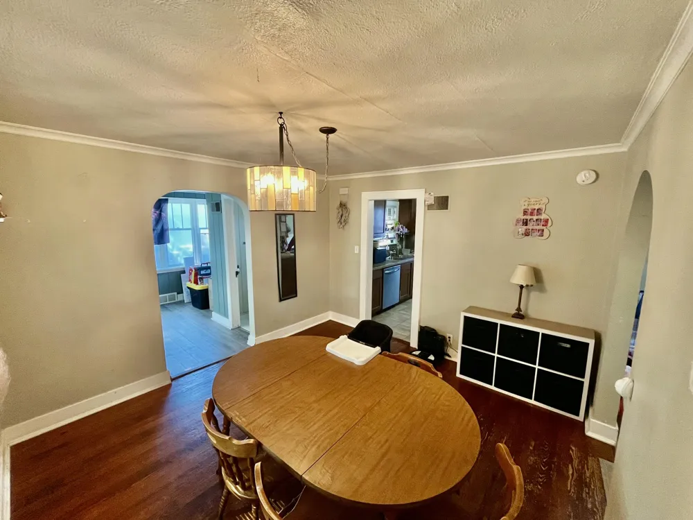 738 Washington Avenue Holland City, MI 49423