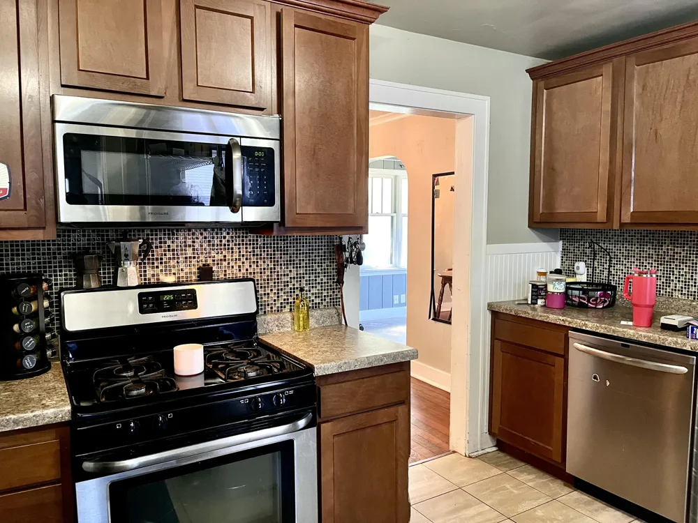 738 Washington Avenue Holland City, MI 49423