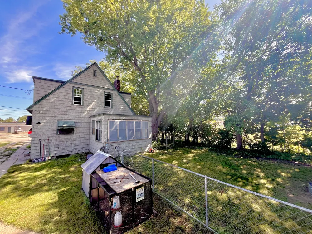 738 Washington Avenue Holland City, MI 49423