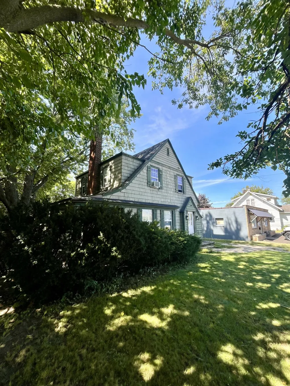 738 Washington Avenue Holland City, MI 49423
