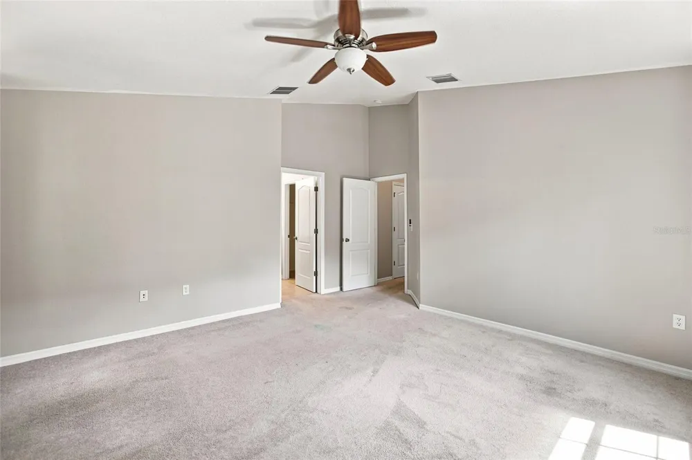 5519 KINGLETHILL DRIVE Lithia, FL 33547
