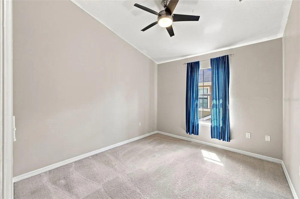 5519 KINGLETHILL DRIVE Lithia, FL 33547
